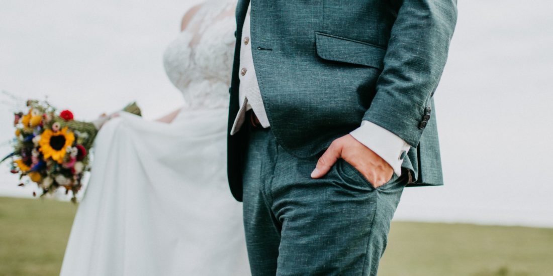 herrenzimmer_ried_real-groom_eder-domnik_kastell-look-C03_anna-zweimueller-photography-4-min-scaled.jpg